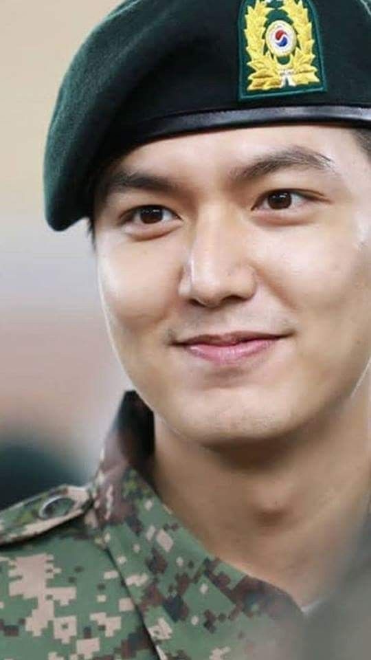 Lee Min-ho no exército