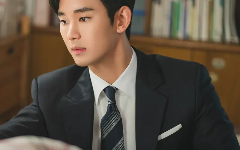 Kim Soo Hyun, uma luta contra a indústria do linchamento virtual